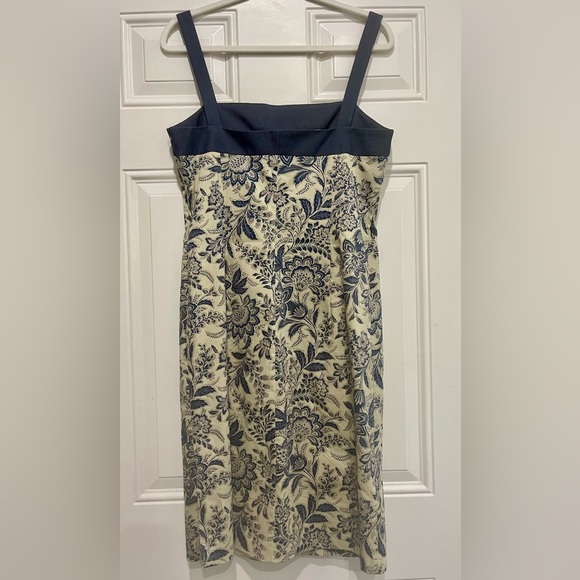 Floral Navy and Cream Citrine Dress - Picture 2 of 5